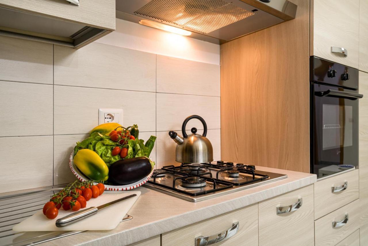 Ferienwohnung Loft Baia Di Letojanni Exterior foto