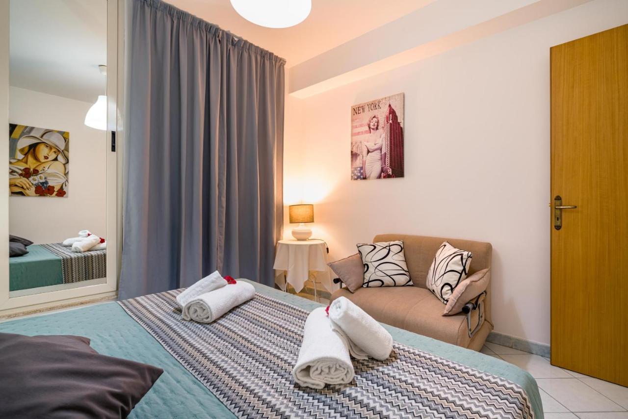 Ferienwohnung Loft Baia Di Letojanni Exterior foto