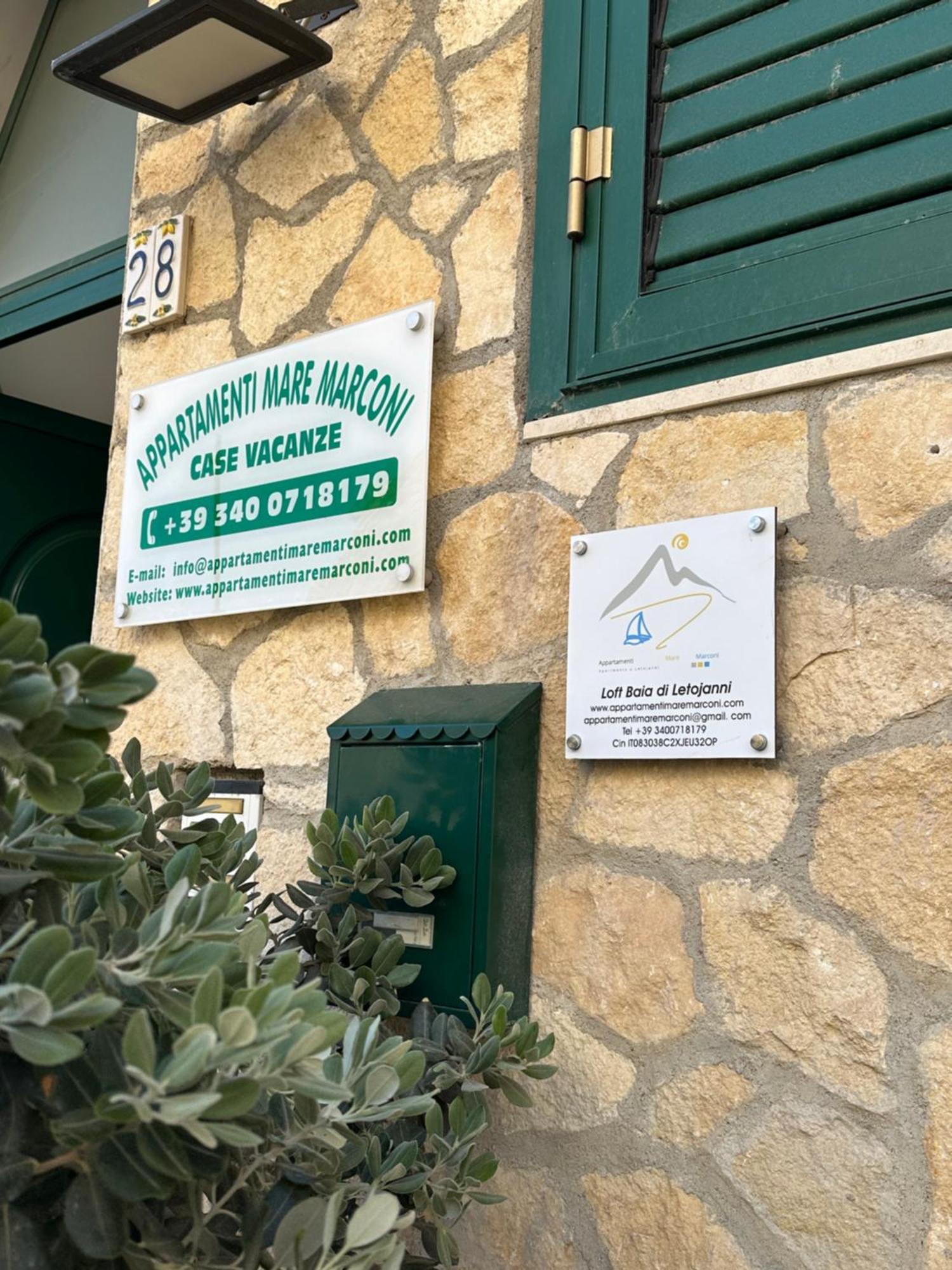 Ferienwohnung Loft Baia Di Letojanni Exterior foto